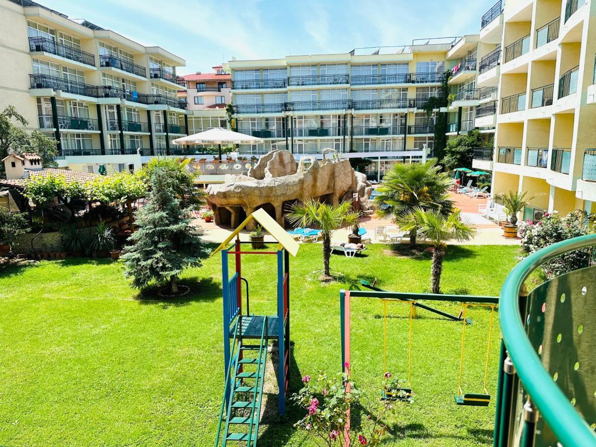 Sunny Day Club Hotel 3*